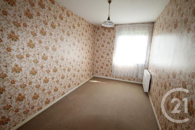 maison à vendre - 4 pièces - 73.0 m2 - BELLENAVES - 03 - AUVERGNE - Century 21 Agence Girard maison à vendre - 4 pièces - 73.0 m2 - BELLENAVES - 03 - AUVERGNE - Century 21 Agence Girard