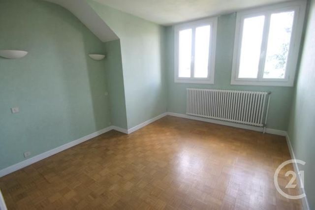 Afficher la photo en grand maison à vendre - 10 pièces - 216.0 m2 - ST YORRE - 03 - AUVERGNE - Century 21 Agence Girard