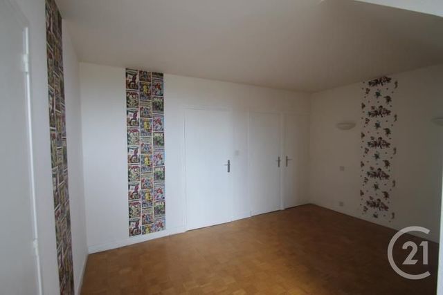 Afficher la photo en grand maison à vendre - 10 pièces - 216.0 m2 - ST YORRE - 03 - AUVERGNE - Century 21 Agence Girard