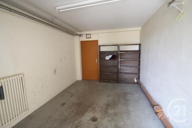 Afficher la photo en grand maison à vendre - 10 pièces - 216.0 m2 - ST YORRE - 03 - AUVERGNE - Century 21 Agence Girard