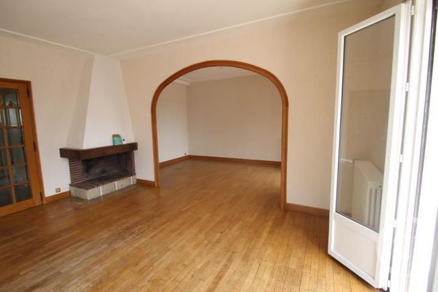 Afficher la photo en grand maison à vendre - 10 pièces - 216.0 m2 - ST YORRE - 03 - AUVERGNE - Century 21 Agence Girard
