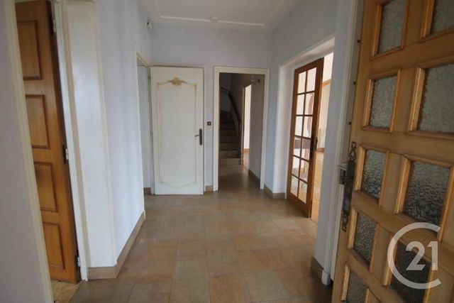 Afficher la photo en grand maison à vendre - 10 pièces - 216.0 m2 - ST YORRE - 03 - AUVERGNE - Century 21 Agence Girard