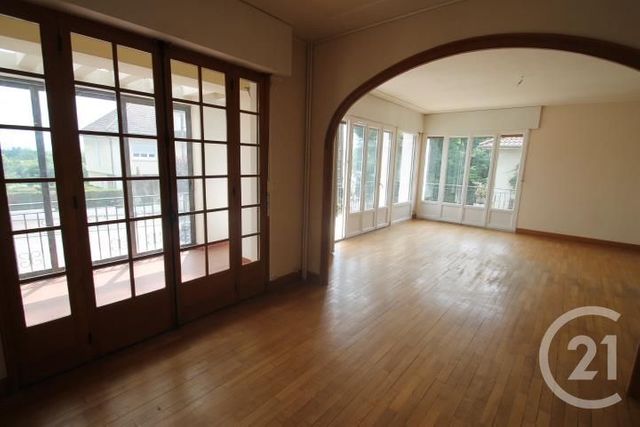 Afficher la photo en grand maison à vendre - 10 pièces - 216.0 m2 - ST YORRE - 03 - AUVERGNE - Century 21 Agence Girard