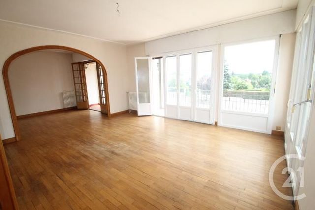 Afficher la photo en grand maison à vendre - 10 pièces - 216.0 m2 - ST YORRE - 03 - AUVERGNE - Century 21 Agence Girard