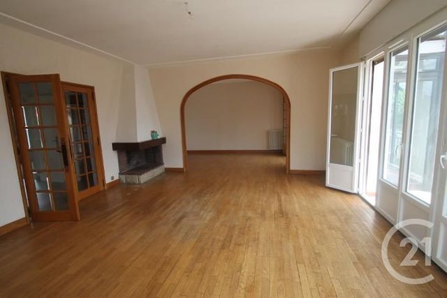 Afficher la photo en grand maison à vendre - 10 pièces - 216.0 m2 - ST YORRE - 03 - AUVERGNE - Century 21 Agence Girard