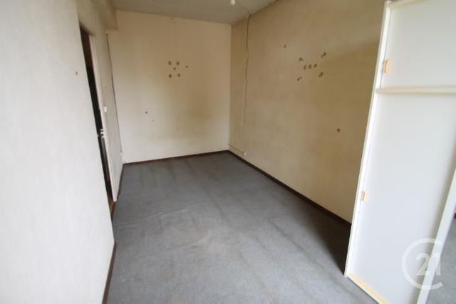 Afficher la photo en grand maison à vendre - 5 pièces - 73.0 m2 - AIGUEPERSE - 63 - AUVERGNE - Century 21 Agence Girard