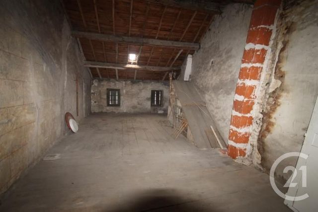 Afficher la photo en grand maison à vendre - 5 pièces - 73.0 m2 - AIGUEPERSE - 63 - AUVERGNE - Century 21 Agence Girard