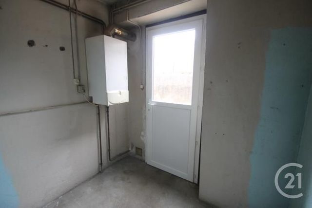 Afficher la photo en grand maison à vendre - 5 pièces - 73.0 m2 - AIGUEPERSE - 63 - AUVERGNE - Century 21 Agence Girard