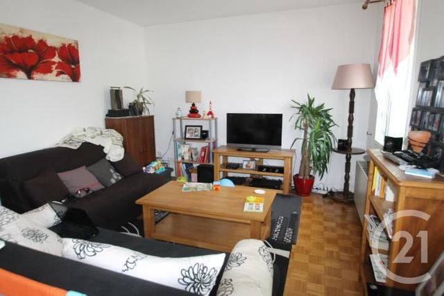 maison à louer - 4 pièces - 87.51 m2 - GANNAT - 03 - AUVERGNE - Century 21 Agence Girard maison à louer - 4 pièces - 87.51 m2 - GANNAT - 03 - AUVERGNE - Century 21 Agence Girard