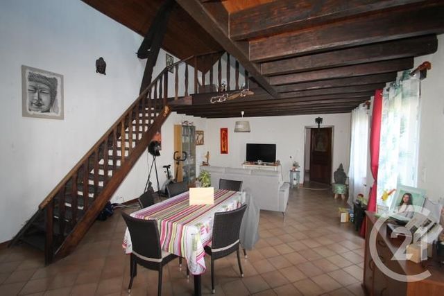 maison à vendre - 5 pièces - 126.0 m2 - ST QUINTIN SUR SIOULE - 63 - AUVERGNE - Century 21 Agence Girard maison à vendre - 5 pièces - 126.0 m2 - ST QUINTIN SUR SIOULE - 63 - AUVERGNE - Century 21 Agence Girard