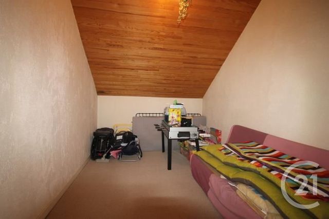 maison à vendre - 5 pièces - 126.0 m2 - ST QUINTIN SUR SIOULE - 63 - AUVERGNE - Century 21 Agence Girard maison à vendre - 5 pièces - 126.0 m2 - ST QUINTIN SUR SIOULE - 63 - AUVERGNE - Century 21 Agence Girard