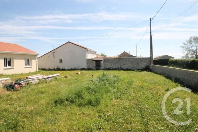 maison à vendre - 4 pièces - 85.0 m2 - LE MAYET D ECOLE - 03 - AUVERGNE - Century 21 Agence Girard maison à vendre - 4 pièces - 85.0 m2 - LE MAYET D ECOLE - 03 - AUVERGNE - Century 21 Agence Girard