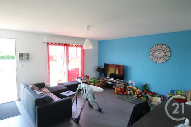 maison à vendre - 4 pièces - 85.0 m2 - LE MAYET D ECOLE - 03 - AUVERGNE - Century 21 Agence Girard maison à vendre - 4 pièces - 85.0 m2 - LE MAYET D ECOLE - 03 - AUVERGNE - Century 21 Agence Girard