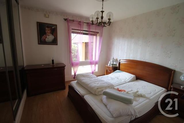 Afficher la photo en grand maison à vendre - 11 pièces - 294.4 m2 - ST HILAIRE LA CROIX - 63 - AUVERGNE - Century 21 Agence Girard