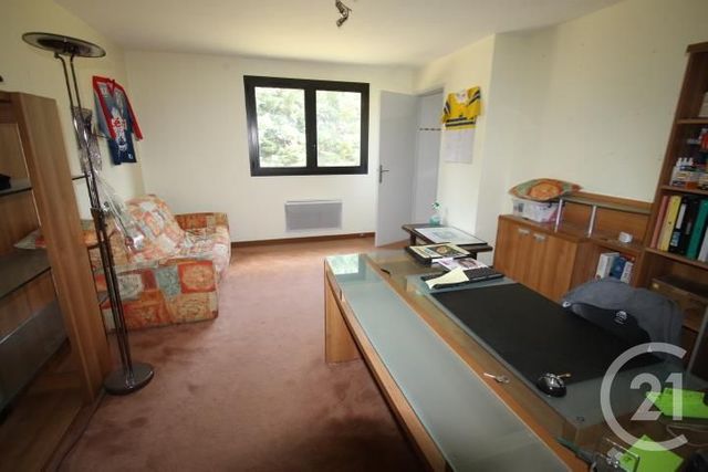 Afficher la photo en grand maison à vendre - 11 pièces - 294.4 m2 - ST HILAIRE LA CROIX - 63 - AUVERGNE - Century 21 Agence Girard