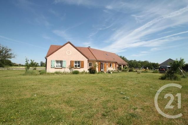 Afficher la photo en grand maison à vendre - 8 pièces - 172.0 m2 - BROUT VERNET - 03 - AUVERGNE - Century 21 Agence Girard