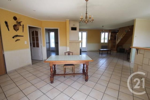 Afficher la photo en grand maison à vendre - 8 pièces - 172.0 m2 - BROUT VERNET - 03 - AUVERGNE - Century 21 Agence Girard