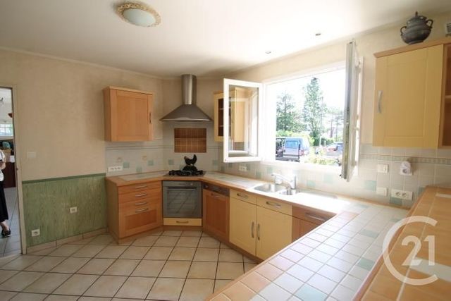 Afficher la photo en grand maison à vendre - 8 pièces - 172.0 m2 - BROUT VERNET - 03 - AUVERGNE - Century 21 Agence Girard