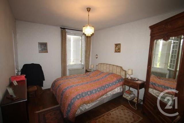 Afficher la photo en grand maison à vendre - 6 pièces - 152.0 m2 - BELLENAVES - 03 - AUVERGNE - Century 21 Agence Girard