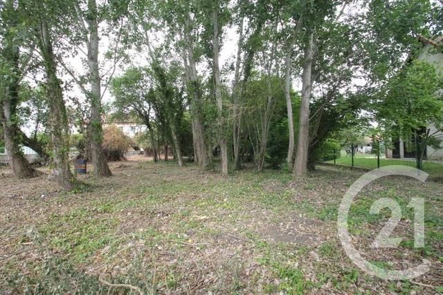 Afficher la photo en grand terrain à vendre - 4154.0 m2 - GANNAT - 03 - AUVERGNE - Century 21 Agence Girard