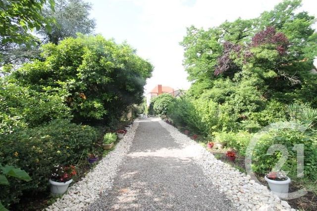 Afficher la photo en grand maison à vendre - 6 pièces - 156.0 m2 - BAS ET LEZAT - 63 - AUVERGNE - Century 21 Agence Girard