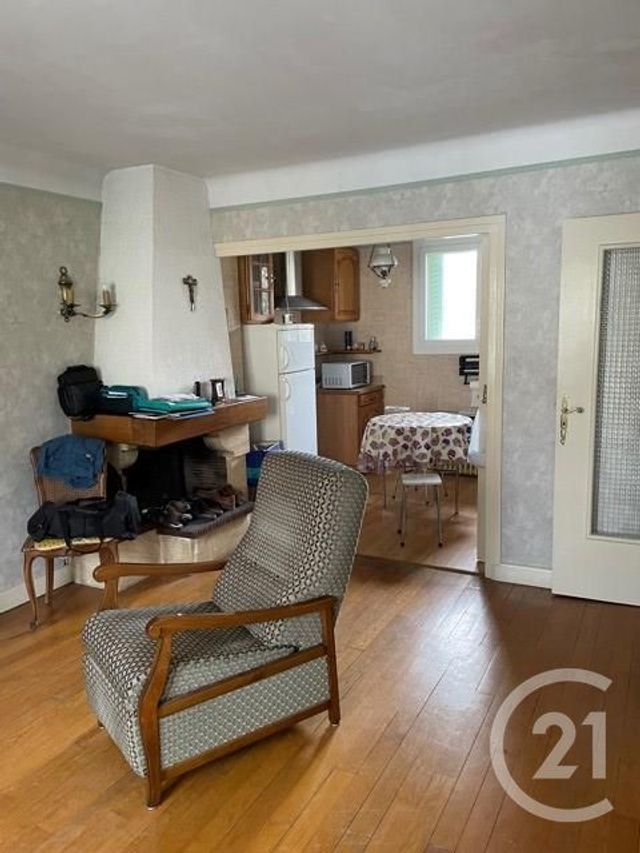 Afficher la photo en grand maison à vendre - 8 pièces - 102.0 m2 - VICHY - 03 - AUVERGNE - Century 21 Agence Girard
