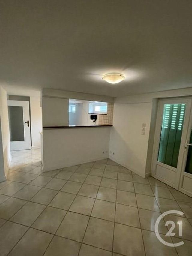 Afficher la photo en grand maison à vendre - 8 pièces - 102.0 m2 - VICHY - 03 - AUVERGNE - Century 21 Agence Girard