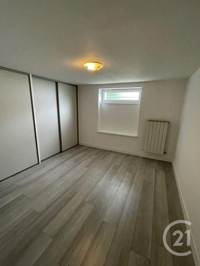 Afficher la photo en grand maison à vendre - 8 pièces - 102.0 m2 - VICHY - 03 - AUVERGNE - Century 21 Agence Girard