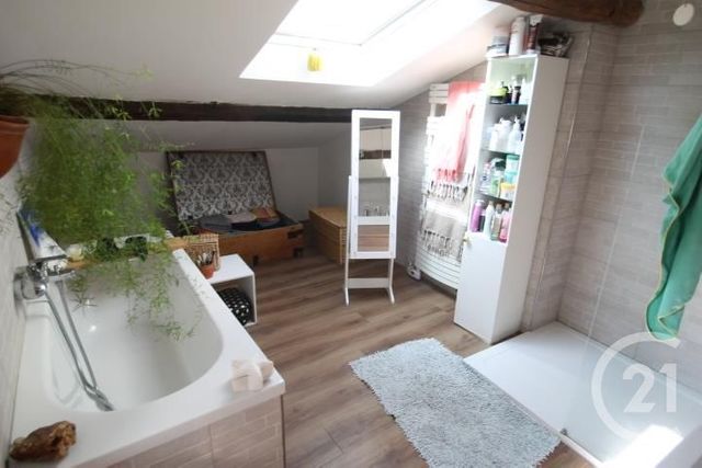 Afficher la photo en grand maison à vendre - 5 pièces - 139.0 m2 - GANNAT - 03 - AUVERGNE - Century 21 Agence Girard