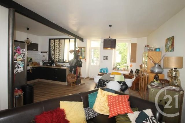 Afficher la photo en grand maison à vendre - 5 pièces - 139.0 m2 - GANNAT - 03 - AUVERGNE - Century 21 Agence Girard