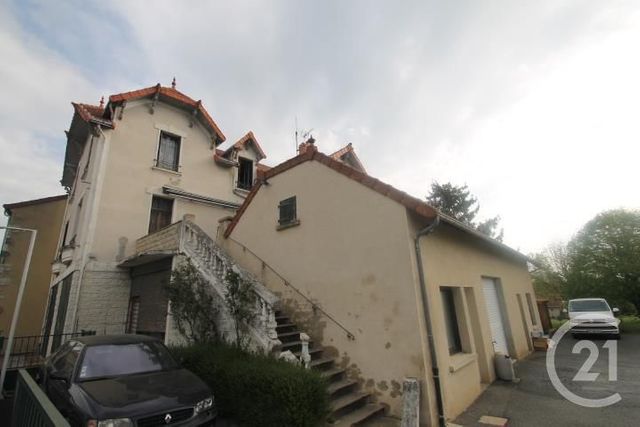 maison à vendre - 10 pièces - 176.0 m2 - BELLENAVES - 03 - AUVERGNE - Century 21 Agence Girard