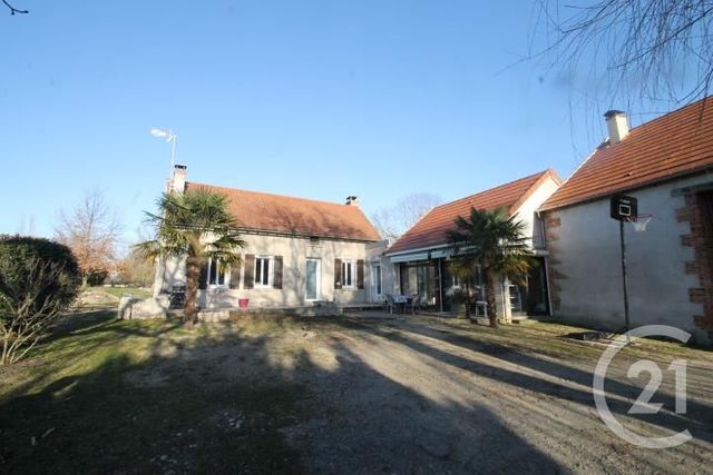 maison à vendre - 8 pièces - 126.0 m2 - ESPINASSE VOZELLE - 03 - AUVERGNE - Century 21 Agence Girard