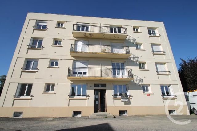 Appartement F4 à vendre - 6 pièces - 88.0 m2 - GANNAT - 03 - AUVERGNE - Century 21 Agence Girard